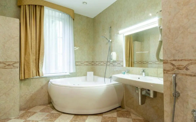 Отель «Ринно»