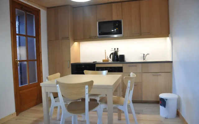 Mountain Retreat for 6 Guests