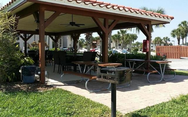 Ocean Village Club K15