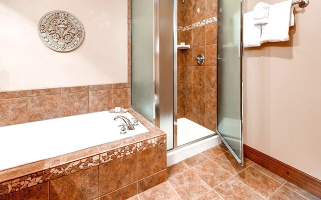 North Breckenridge - Golf Course by CRMR