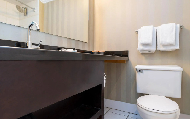 Sandman Hotel Vancouver Airport