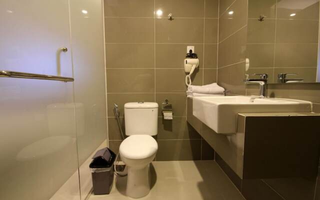 Sky Inn Express Hotel