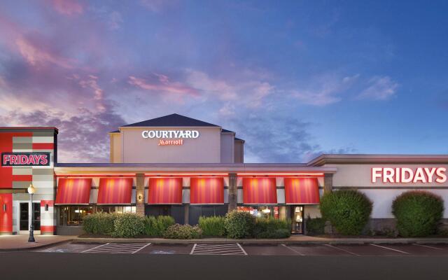 Courtyard by Marriott Chicago Midway Airport
