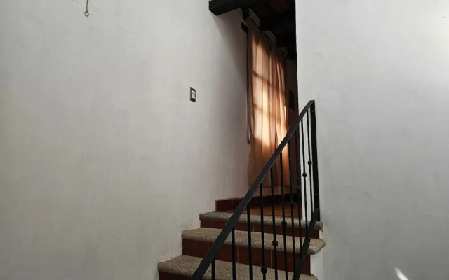 Cozy Colonial Style Azotea Apartments