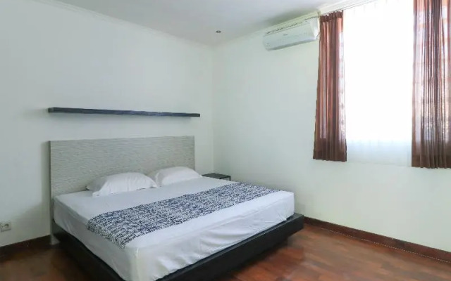 Kubu Kalih Residence By Zuzu