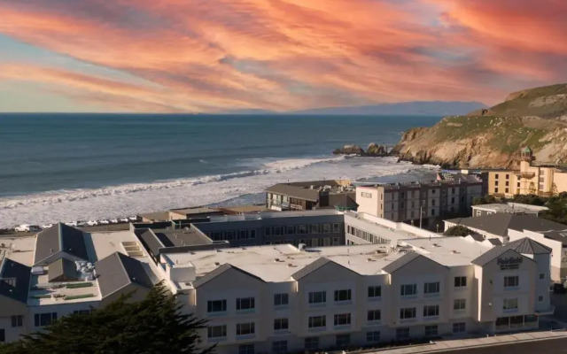 Fairfield Inn & Suites by Marriott San Francisco Pacifica
