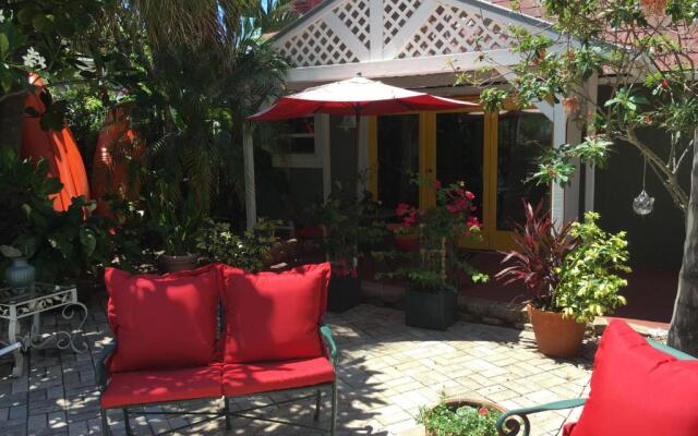 Sea Breeze Manor Inn