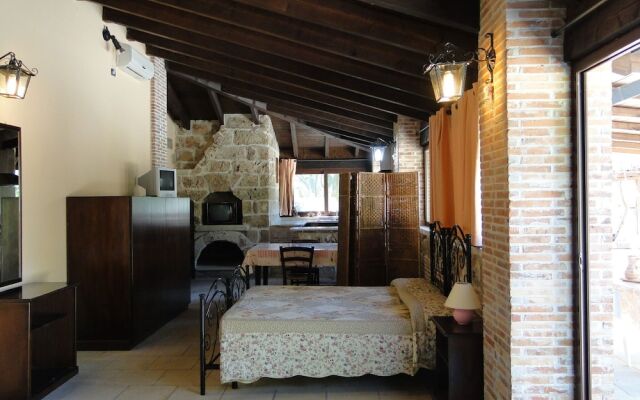 Lovely Apartment in Portland With Garden and Patio