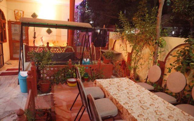 Shreenu Home Stay