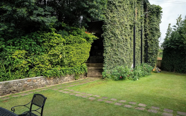 Tathya Hills - Luxe Garden Retreat