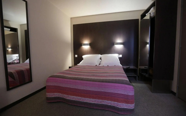 Hôtel Au Petit Caporal