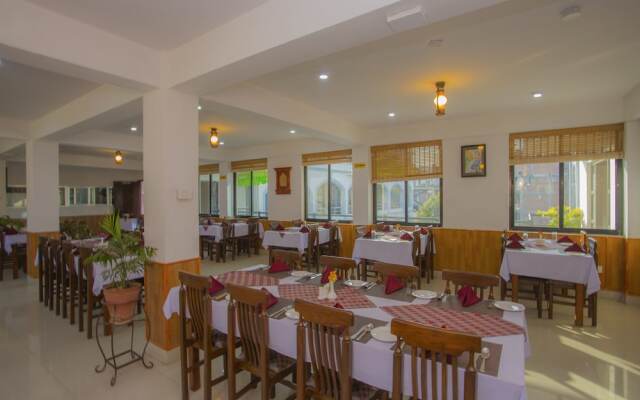 OYO 242 Hotel Satyam