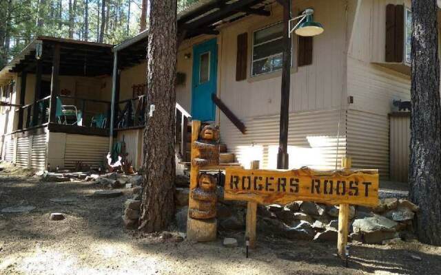 Rogers Roost - Three Bedroom Cabin