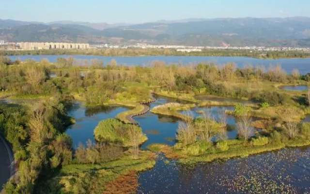 Xichang Hanjin Hotel ( qionghai 17 Degree Wanda Plaza Hotel)