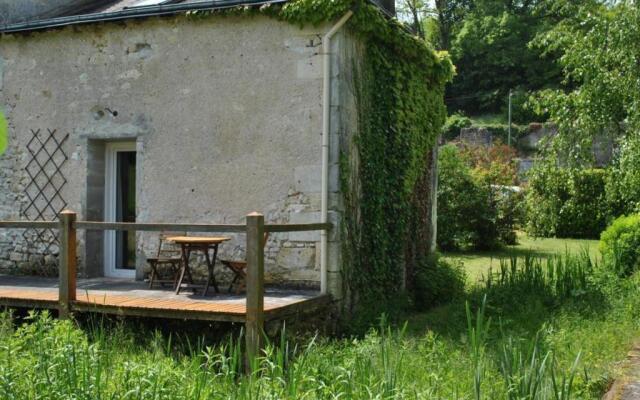 Gîte Cheillé, 2 Pièces, 3 Personnes - Fr-1-381-417