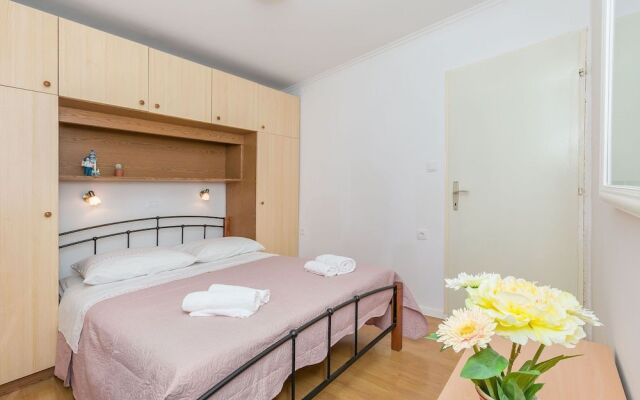 Apartments Josip