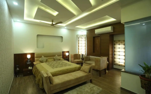 Hotel Maharaja