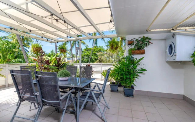 Latitude 16 Tropical Reef Apartments