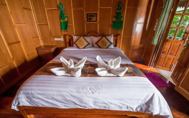 Baan Baitan Resort