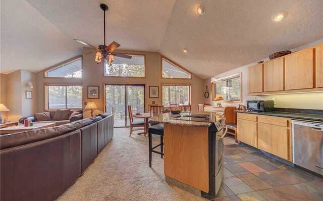 Deer Lane 11 by Village Properties at Sunriver