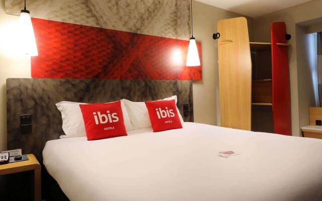 Ibis Dujiangyan Hotel