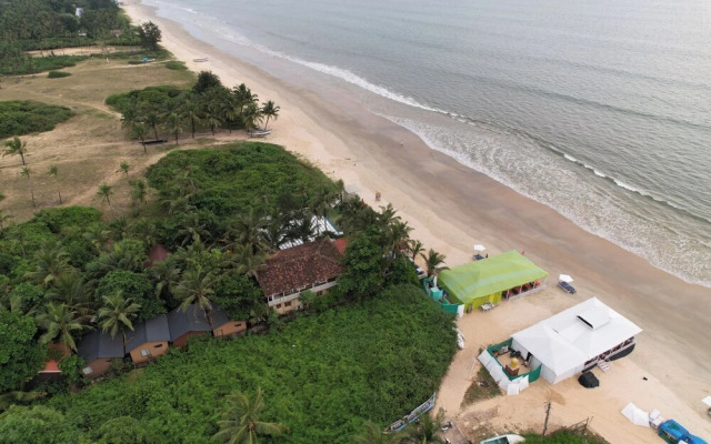 Nasya Beachside Cottages