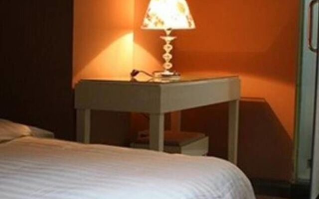 Lan Jue Hotel