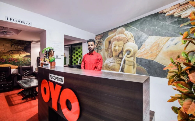 OYO 23296 Hotel Quality Time