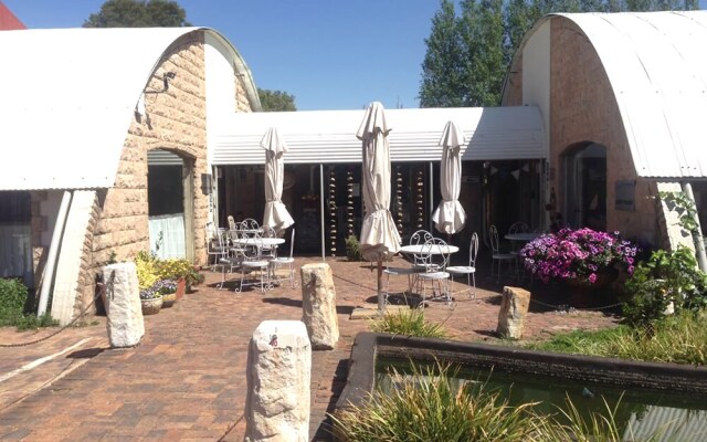 Homestead Guesthouse and Coffee Shoppe