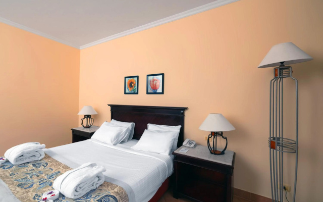 Amwaj Oyoun Resort & Casino