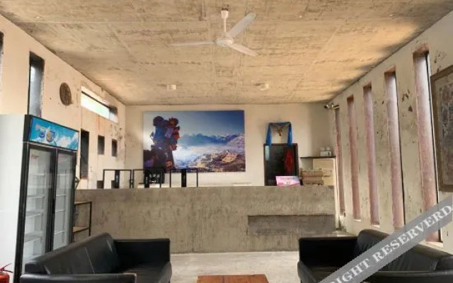 Rizhao 24 Painting, live spring Mountain Home Stay