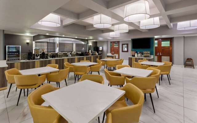 La Quinta Inn & Suites by Wyndham Olathe