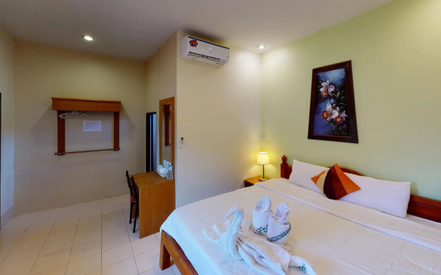 Front Beach Hotel