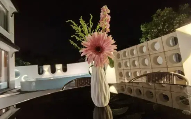 Suzhou Yijia Homestay (Taihu Xishan Scenic Area)