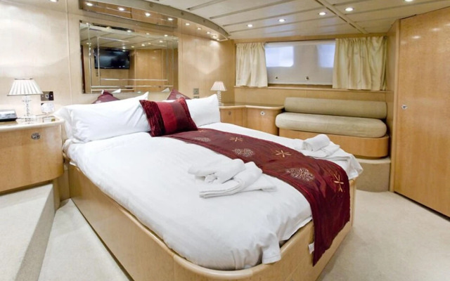 Absolute Pleasure Yacht