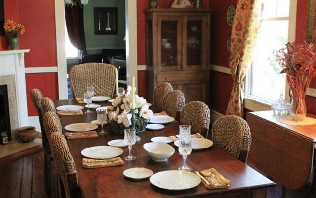 Carroll House Cottages