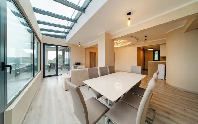 Budva Gate Penthouse