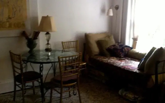 Jumel Terrace Bed and Breakfast