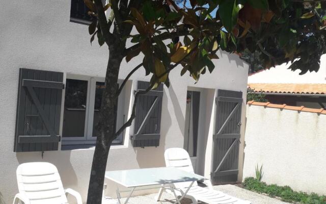 Maison La Faute-sur-Mer, 2 pièces, 4 personnes - FR-1-476-13