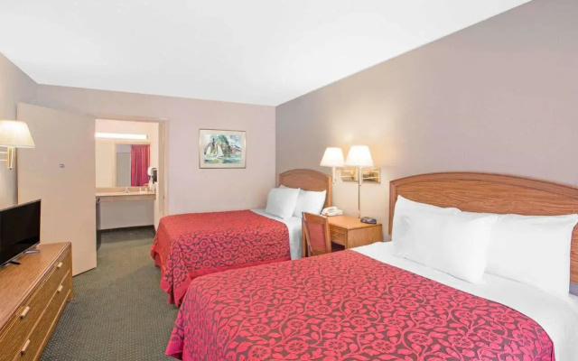 Days Inn by Wyndham Wilmington / University