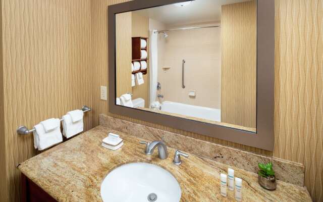 Hampton Inn & Suites Scottsdale at Talking Stick