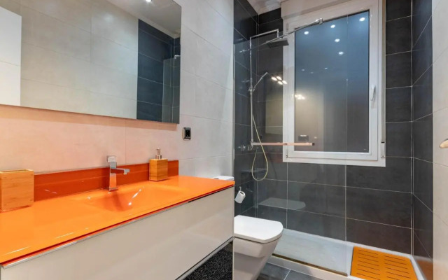 ABANDO II apartment by Aston Rentals