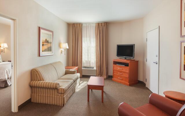 Candlewood Suites Georgetown, an IHG Hotel