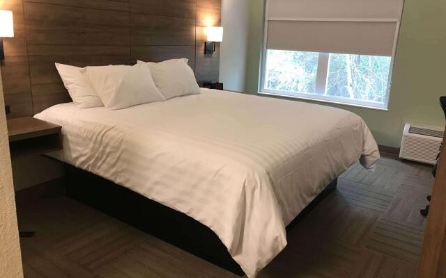 Baymont by Wyndham Lake Park Valdosta I-75