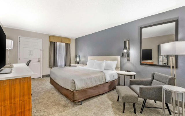 Quality Inn Daytona Speedway I-95