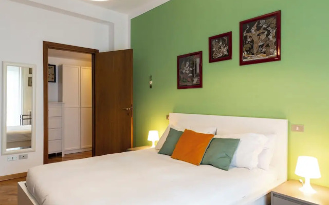 notaMi - Trendy Corner Fashion District