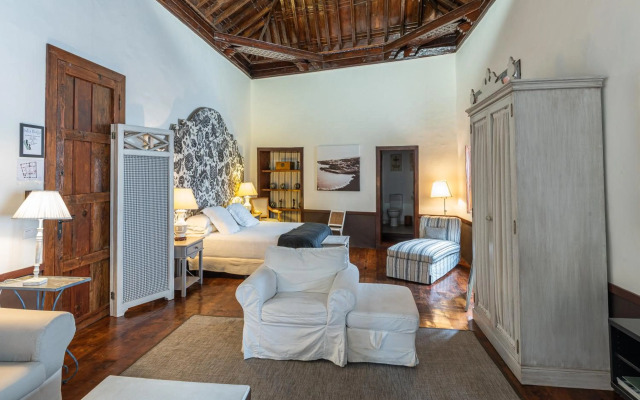 Isla Baja Suites