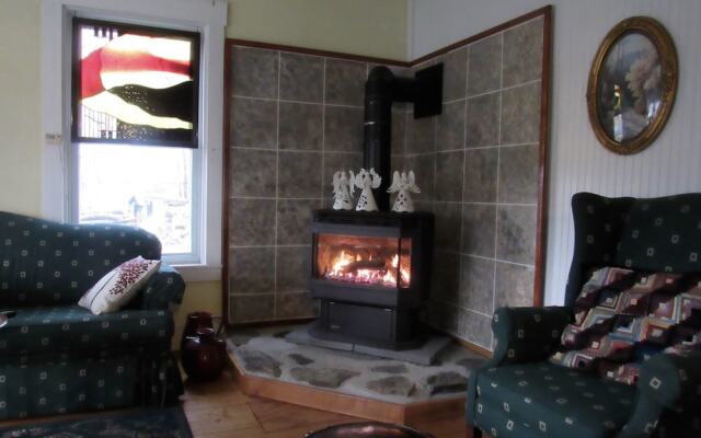 The Rendezvous Bed & Breakfast