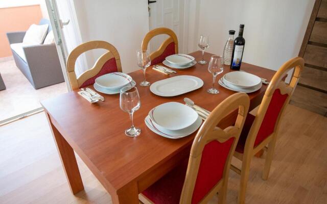 Apartments Mamut