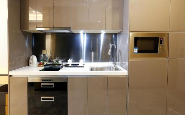 Pengman International Apartment Hotel